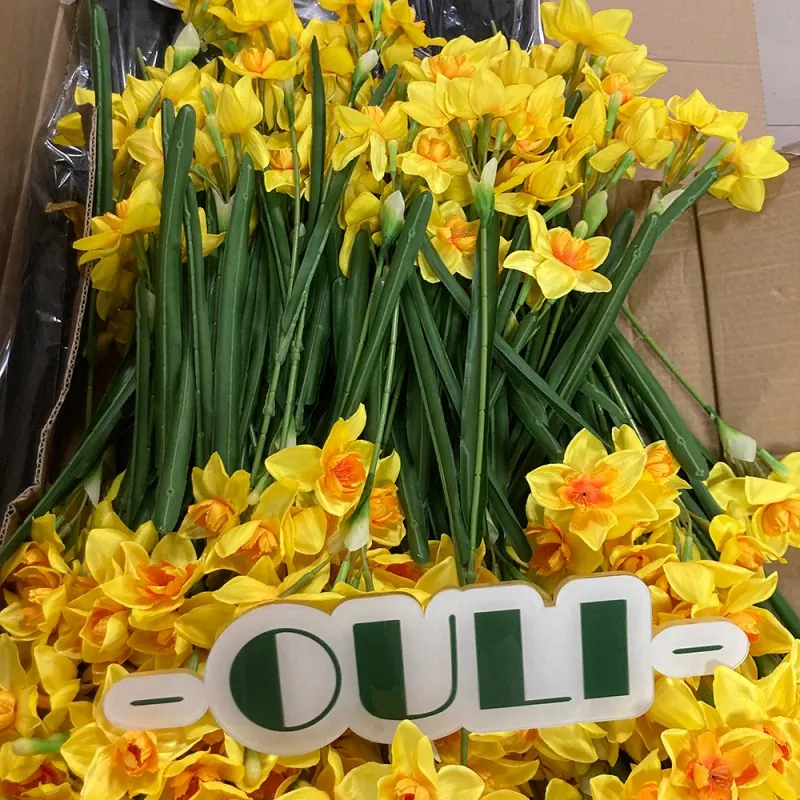 Kembang daffodil palsu